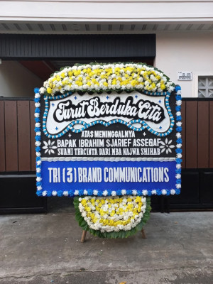 Papan Bunga Duka di Taman Krocok